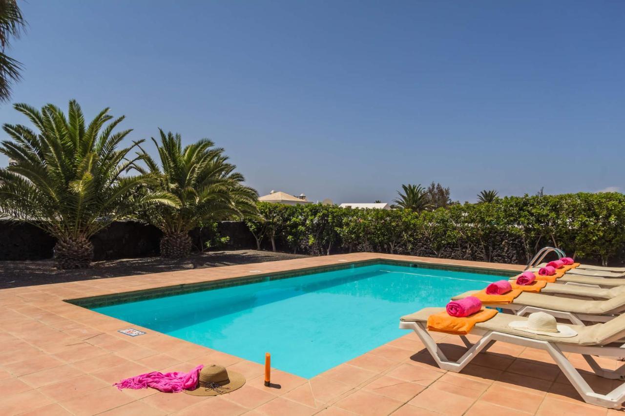 Villa Yaiza By Villa Plus Playa Blanca  Extérieur photo